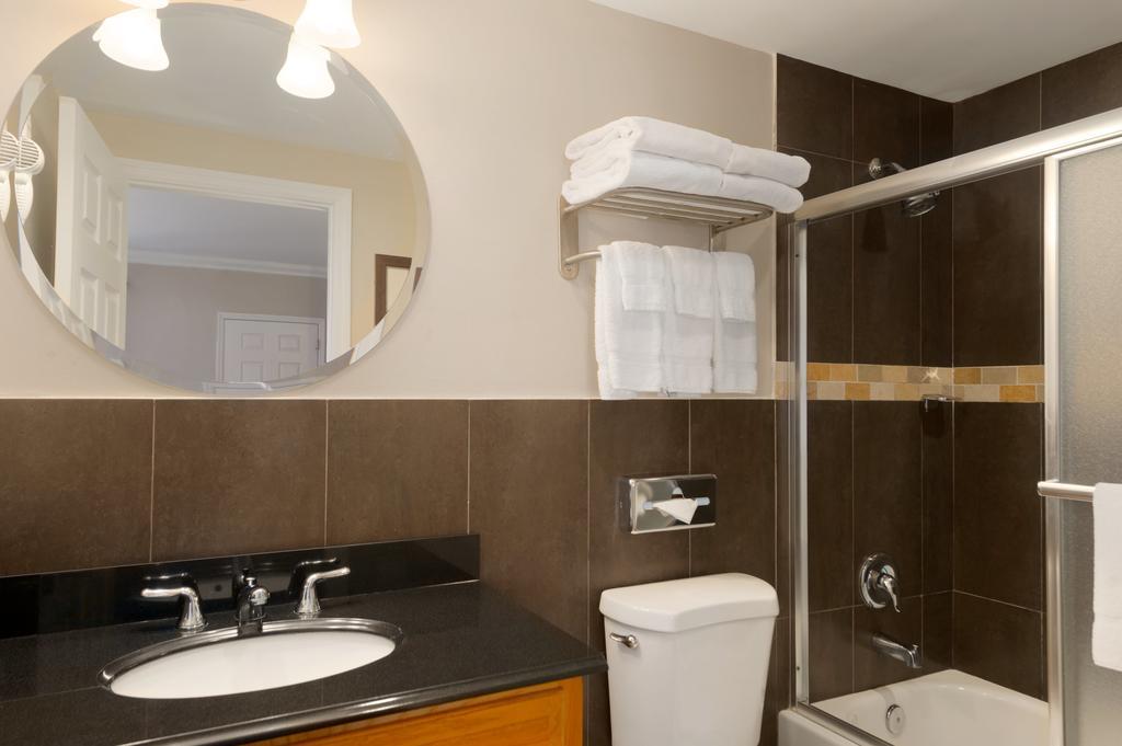 Quarto Duplo com 2 Camas de Casal - Não Fumantes
