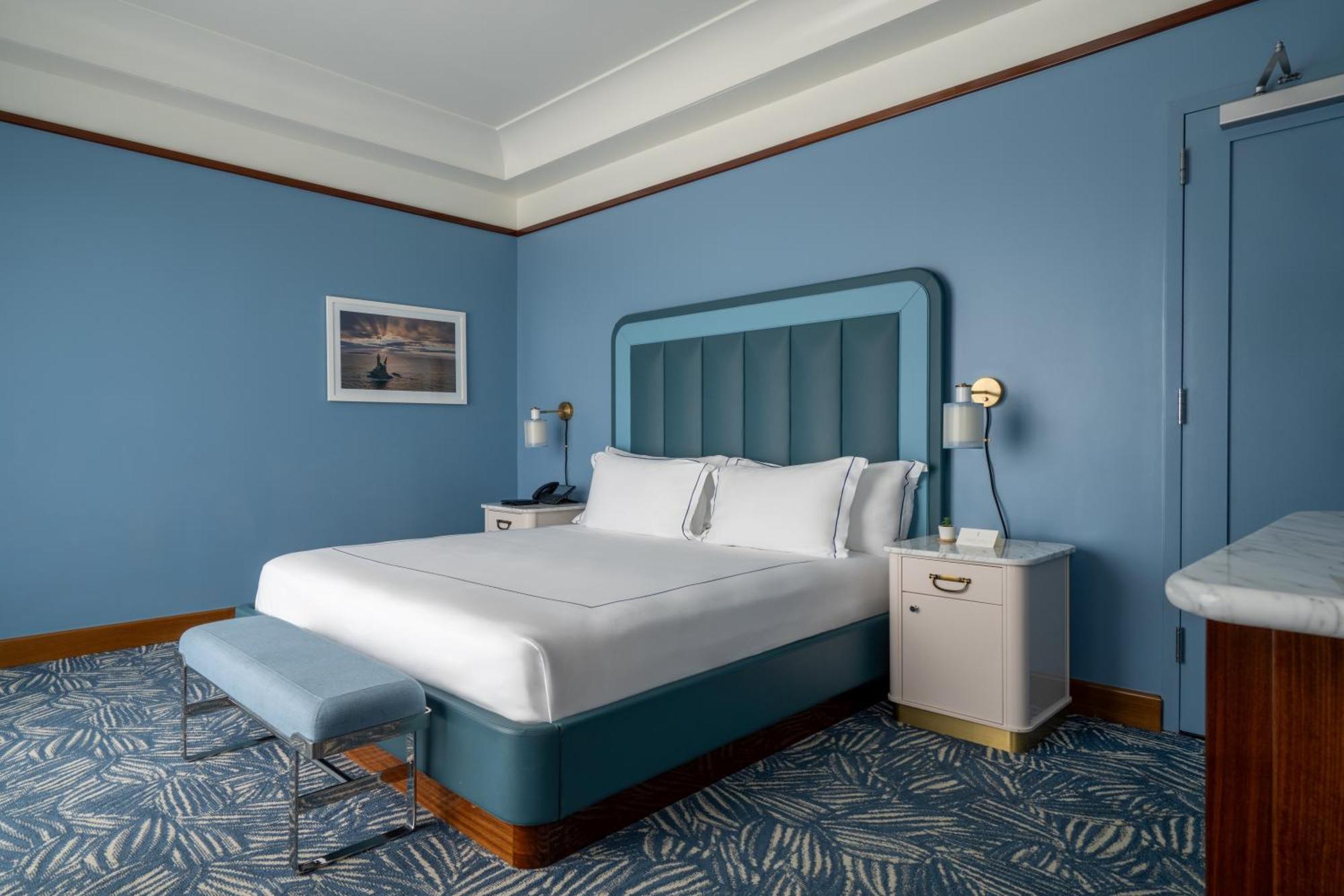 Superior King Room,1458481783:JPEG