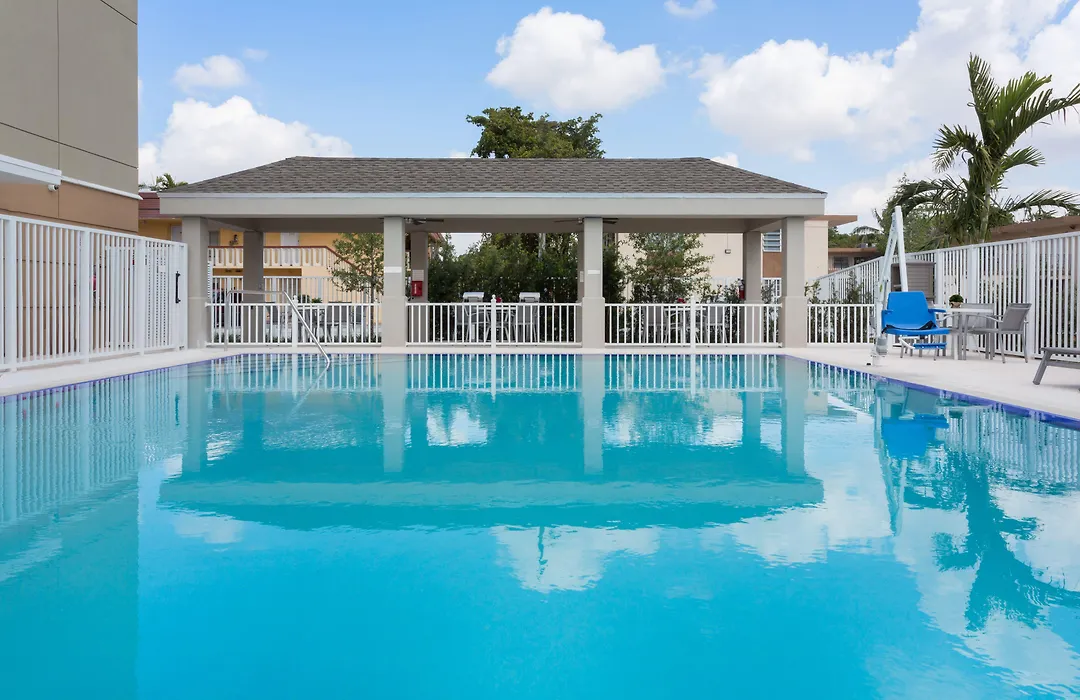 Candlewood Suites Miami Intl Airport - 36Th St By Ihg-1