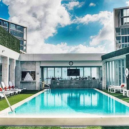 Icon Brickell Suites By Vesper-3