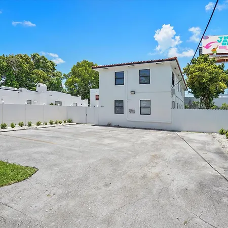 Wynwood Apts Boutique Hotel-3